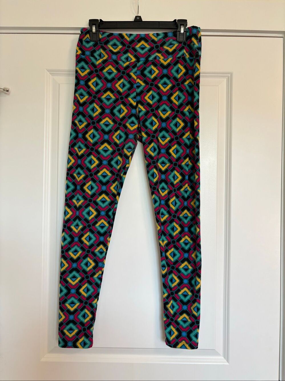 LuLaRoe Tall Curvy TC Leggings (Fits 12-22) NWOT Geometric Square Patterned Soft